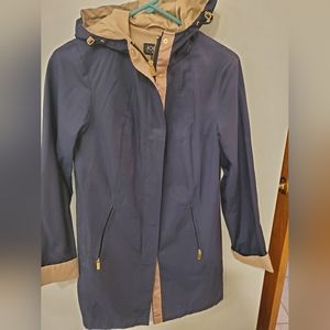 Jones New York windbreaker / raincoat